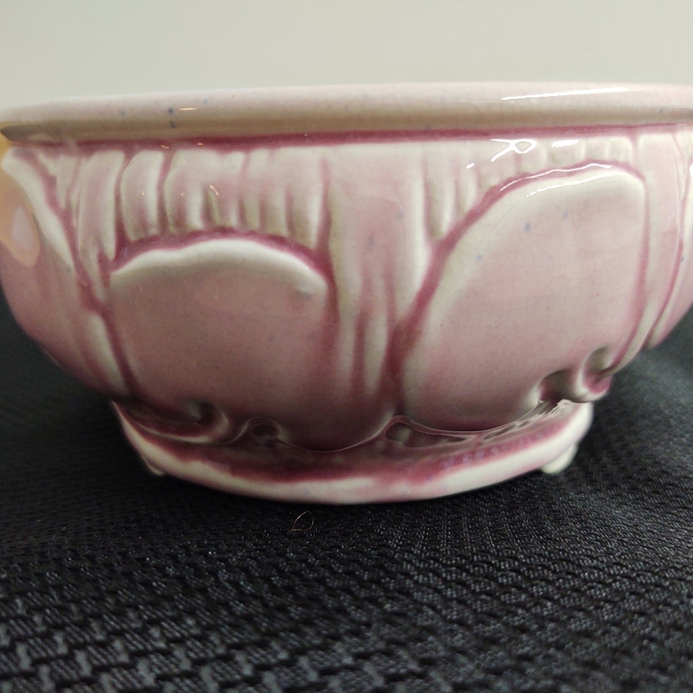 Vintage art nouveau? pottery bowl planter; raised leaves design.
